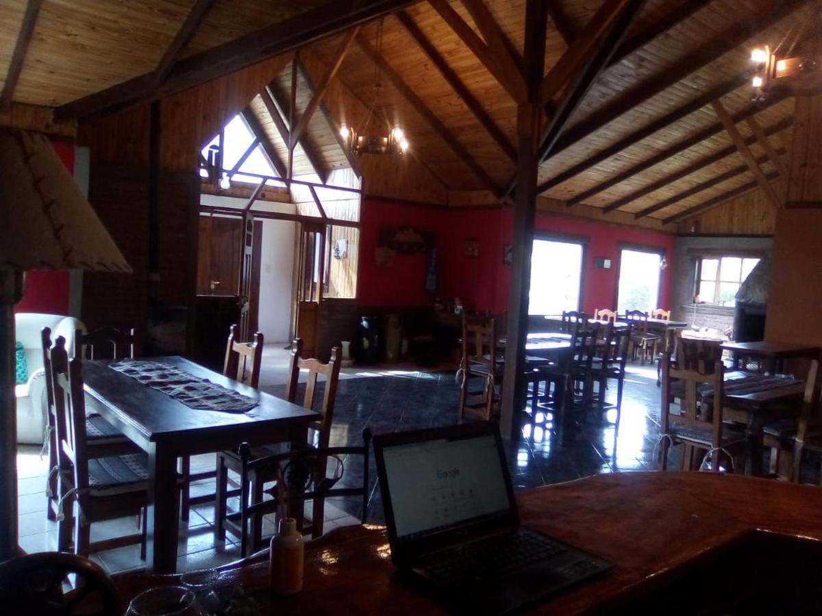 Hosteria Altas Cumbres El Chaltén Exterior foto