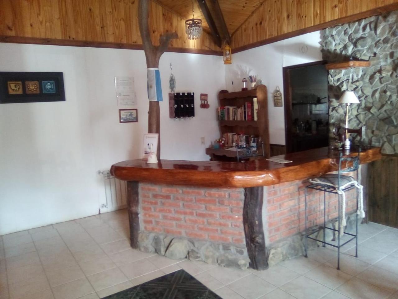 Hosteria Altas Cumbres El Chaltén Exterior foto